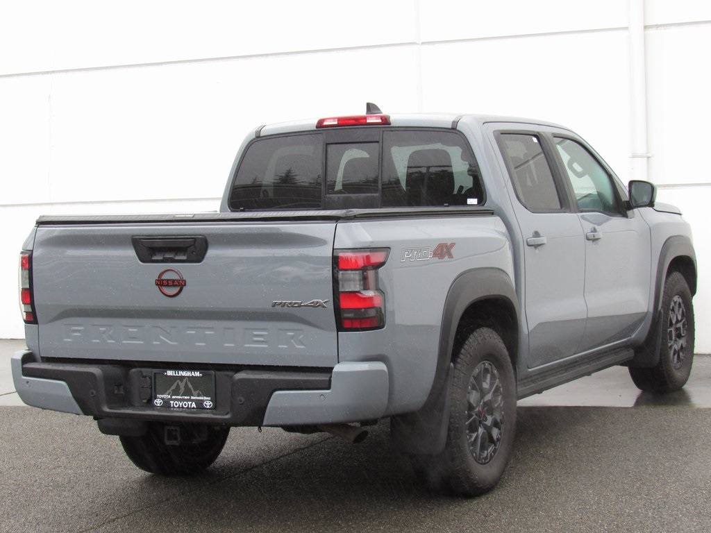 2022 Nissan Frontier PRO-4X photo 6