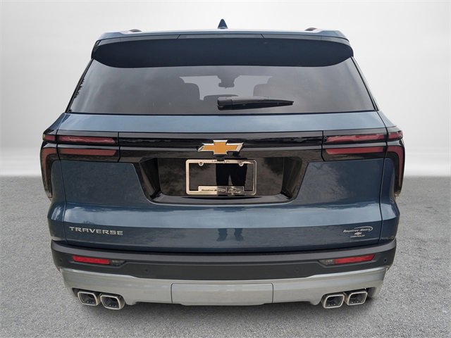 2026 Chevrolet Traverse photo 4