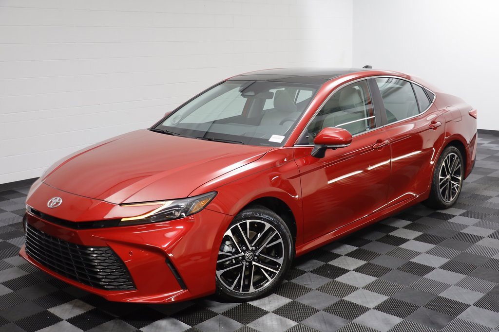 2025 Toyota Camry XLE photo 2