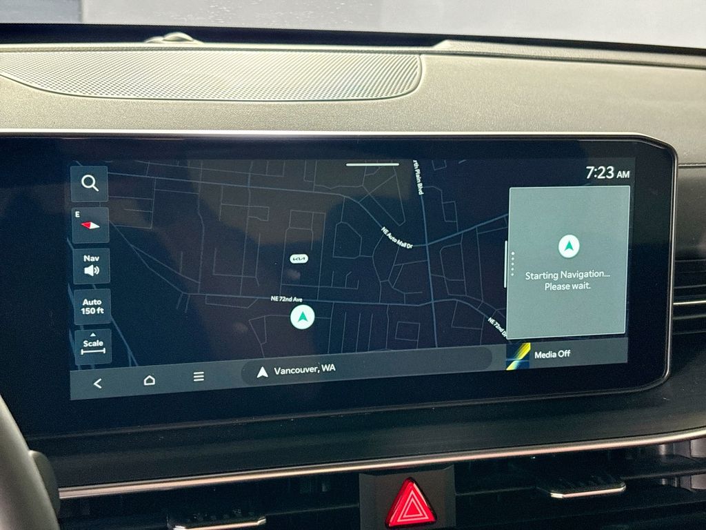 2026 Kia K5 GT-Line photo 16