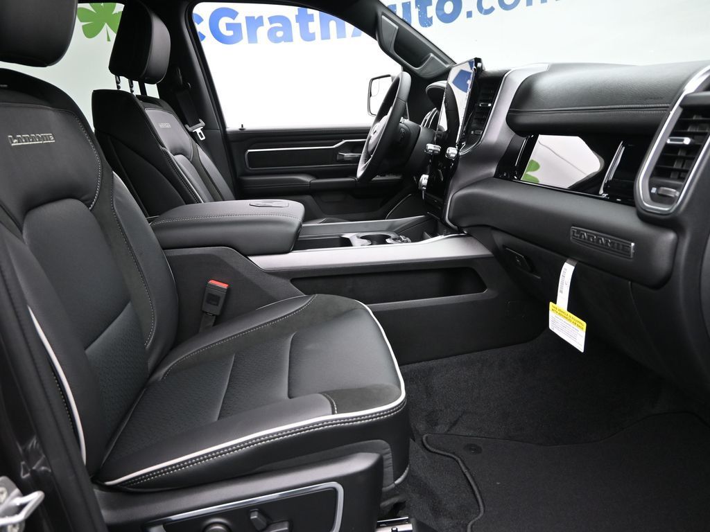 2026 Ram 1500 Laramie photo 5