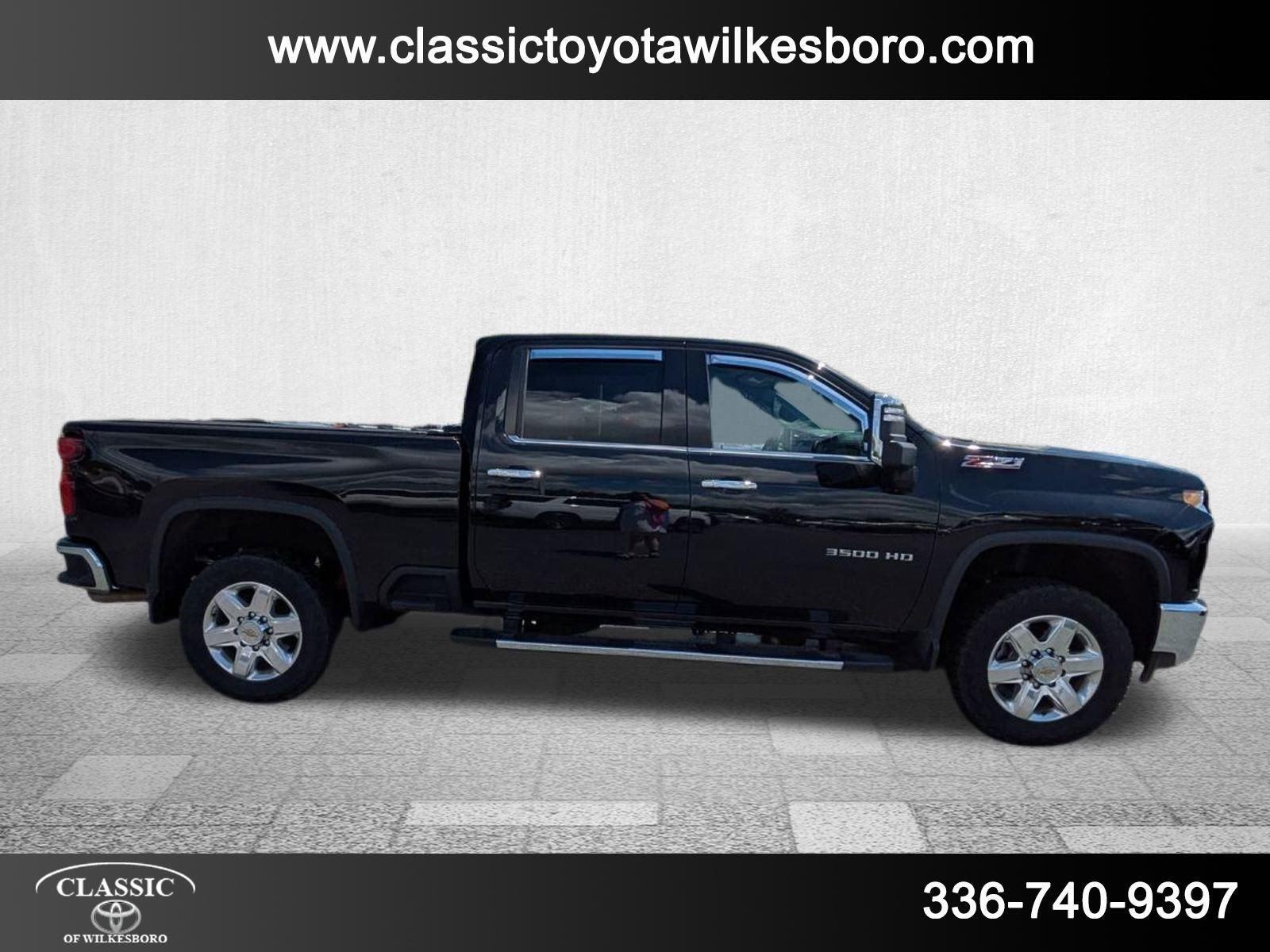 2021 Chevrolet Silverado 3500HD LTZ photo 4