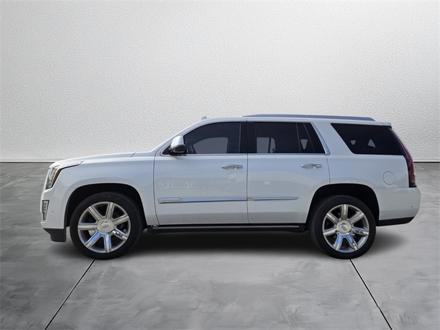 2018 Cadillac Escalade Premium Luxury photo 2