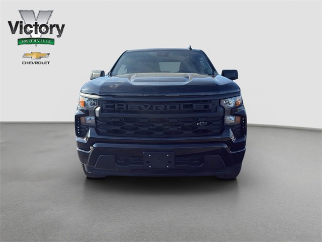 2025 Chevrolet Silverado 1500 Custom photo 2