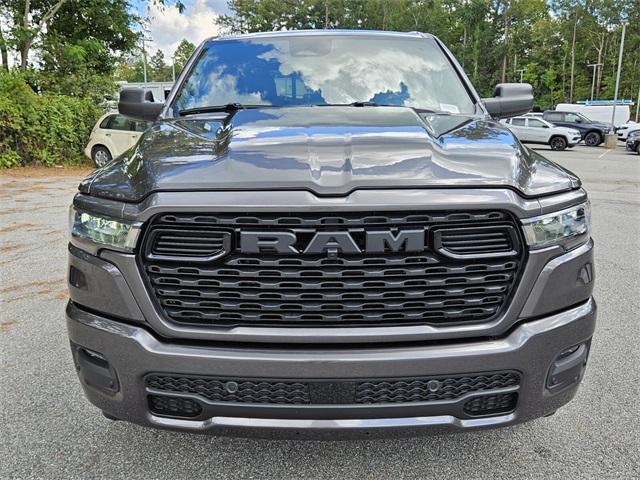 2025 Ram 1500 Tradesman photo 2