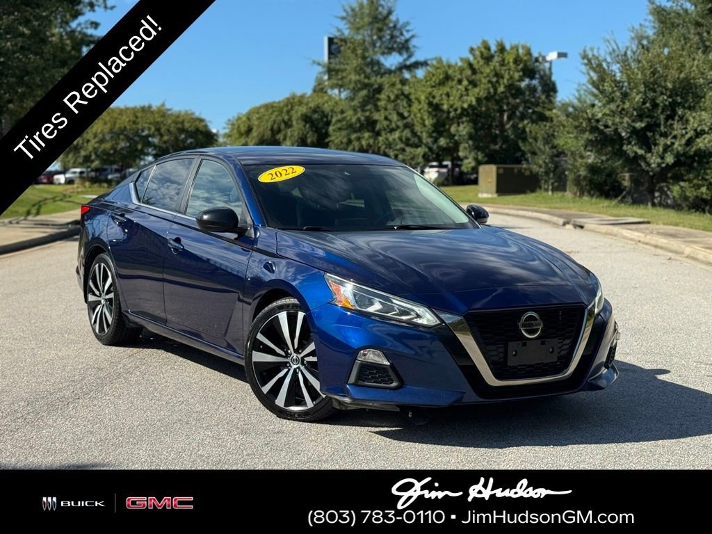 2022 Nissan Altima SR