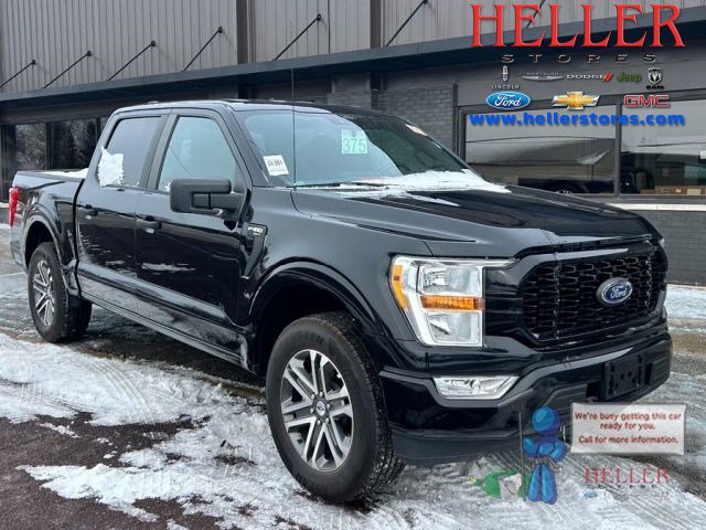 2021 Ford F-150 XL's photo