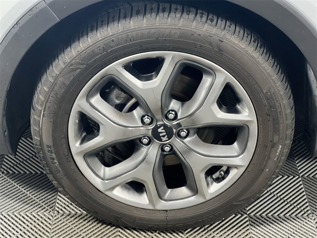 2019 Kia Sorento EX photo 12