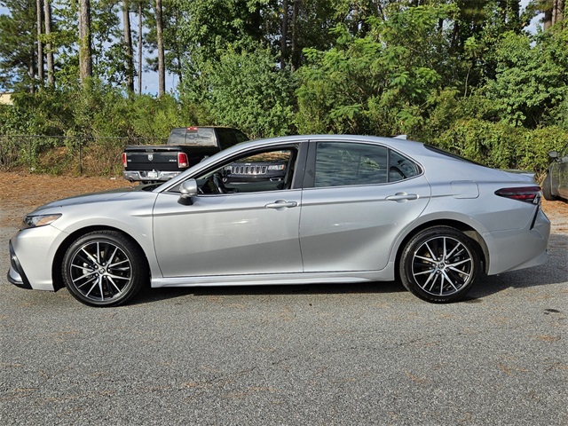 2023 Toyota Camry SE photo 4