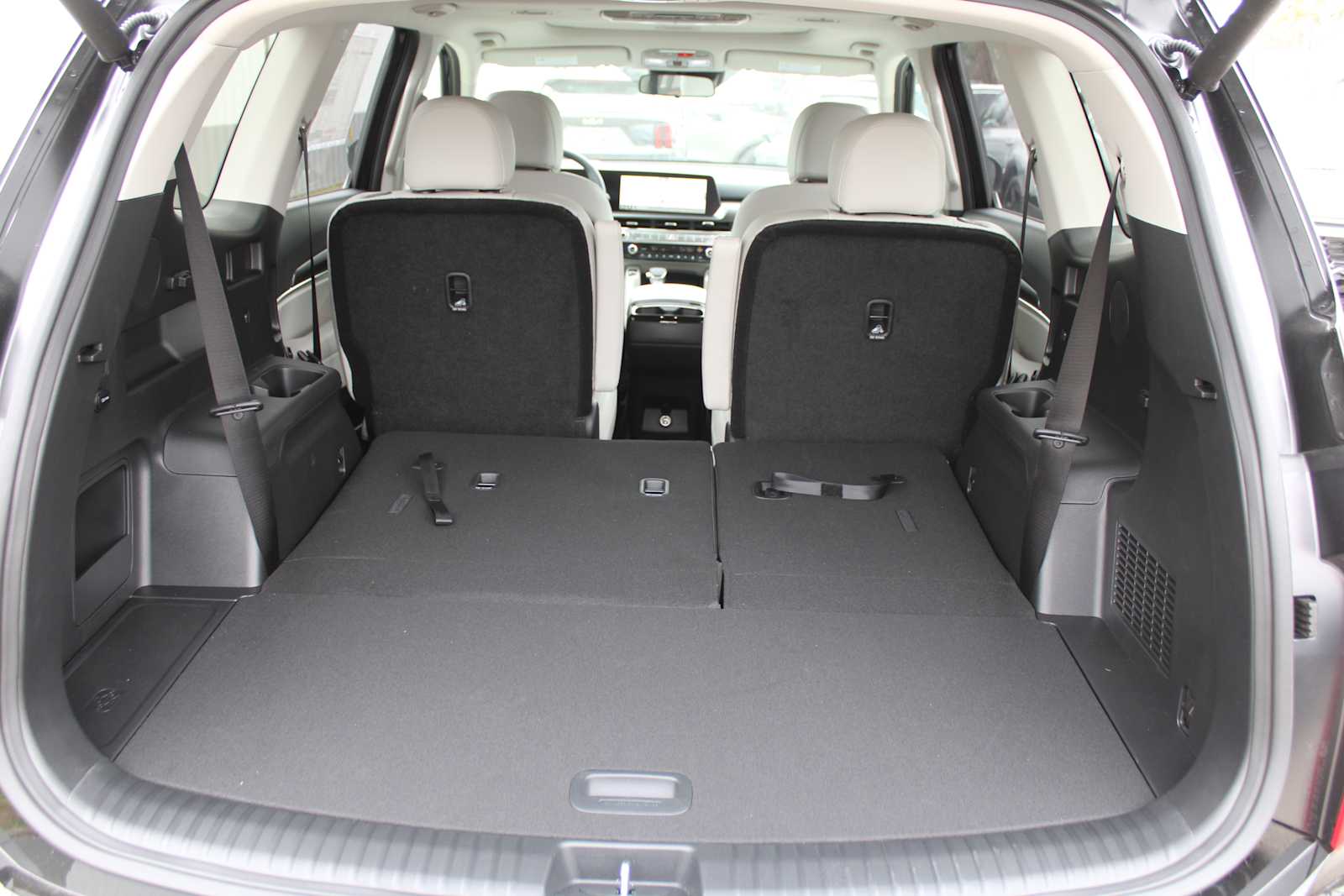 2025 Kia Telluride S photo 9