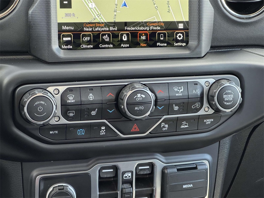 2022 Jeep Wrangler Unlimited Sahara High Altitude 4xe photo 18