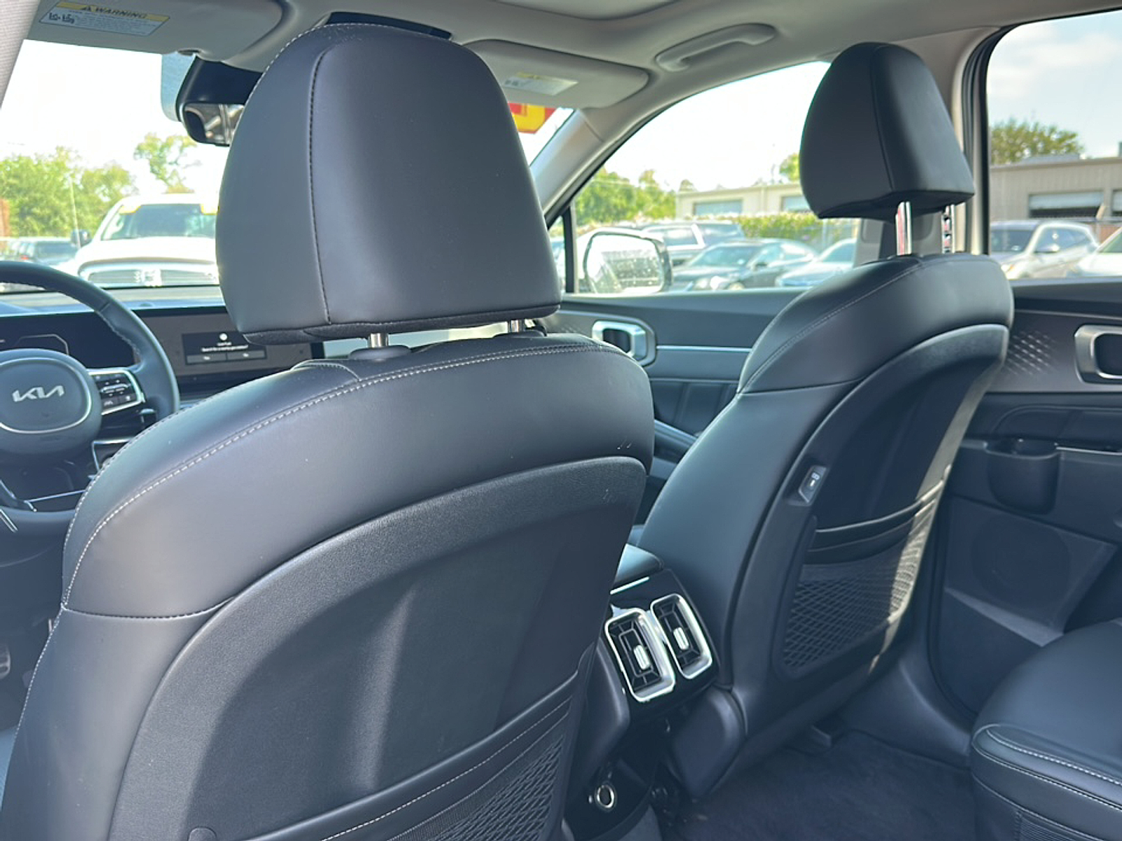 2025 Kia Sorento SX photo 7