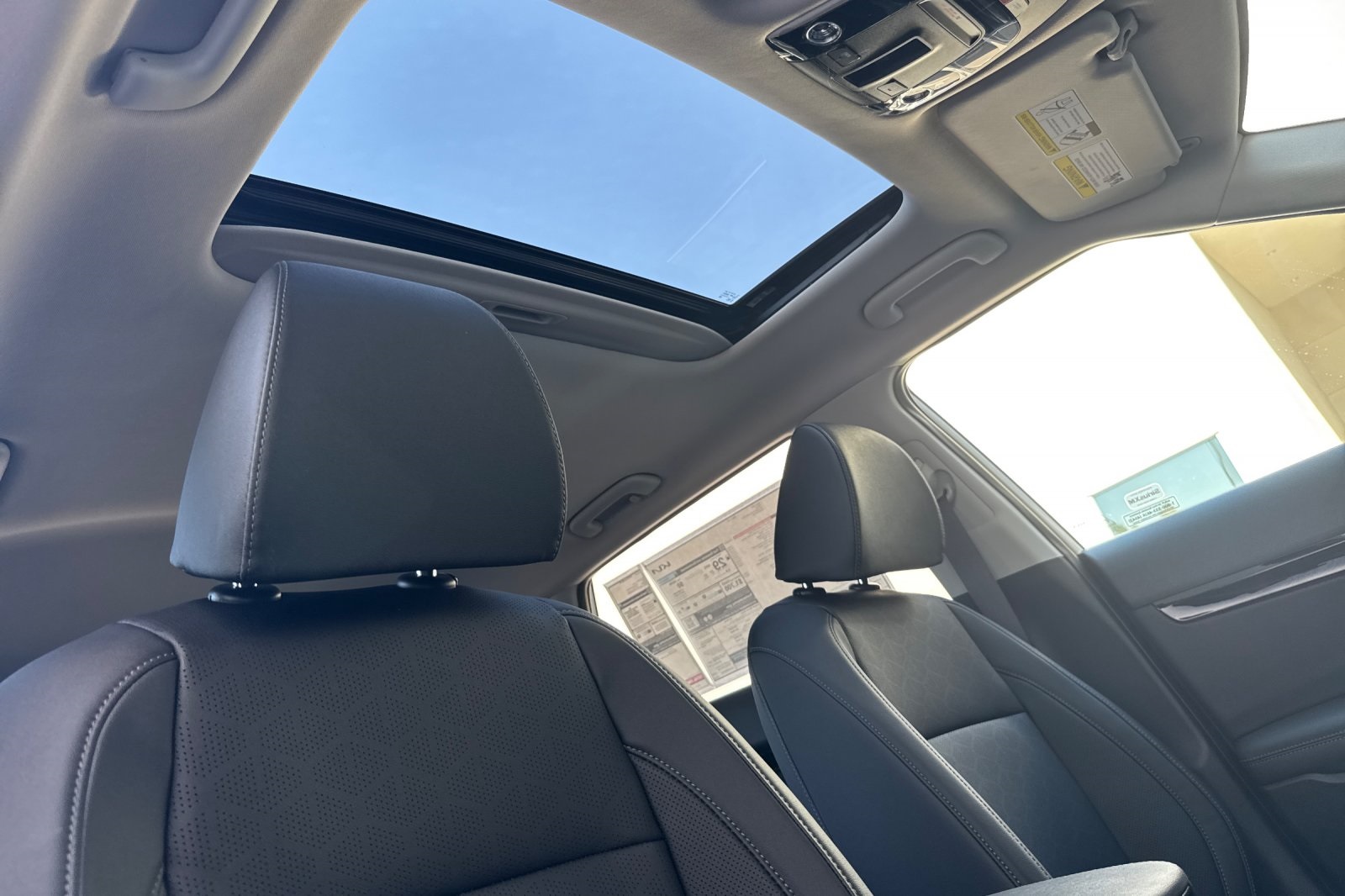 2026 Kia Seltos EX photo 11