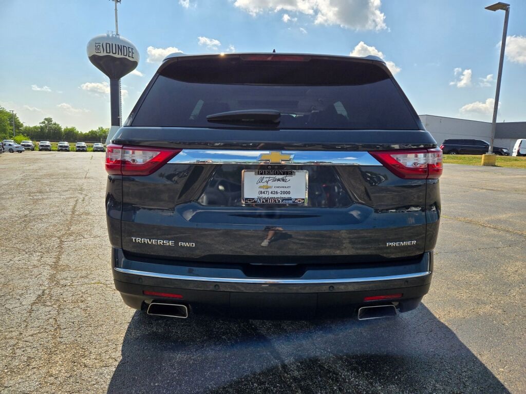 2020 Chevrolet Traverse Premier photo 11