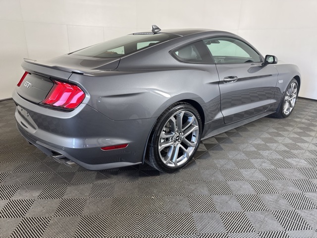 2022 Ford Mustang GT Premium photo 3