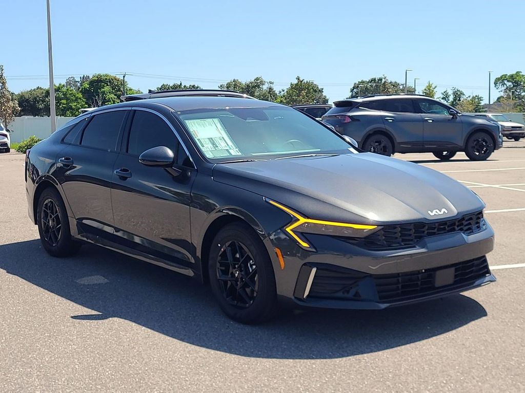 2026 Kia K5 LXS photo 3