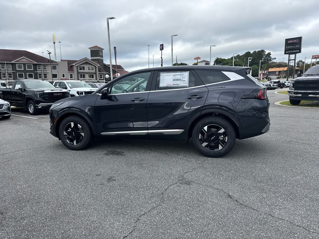 2026 Kia Sportage LX photo 3