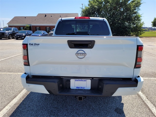 2025 Nissan Frontier SV photo 10