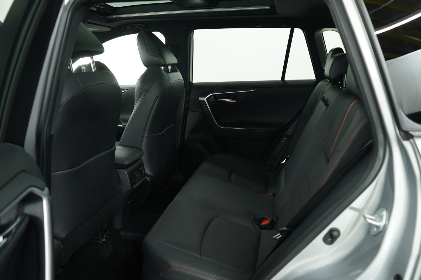 2021 Toyota RAV4 Prime XSE photo 9