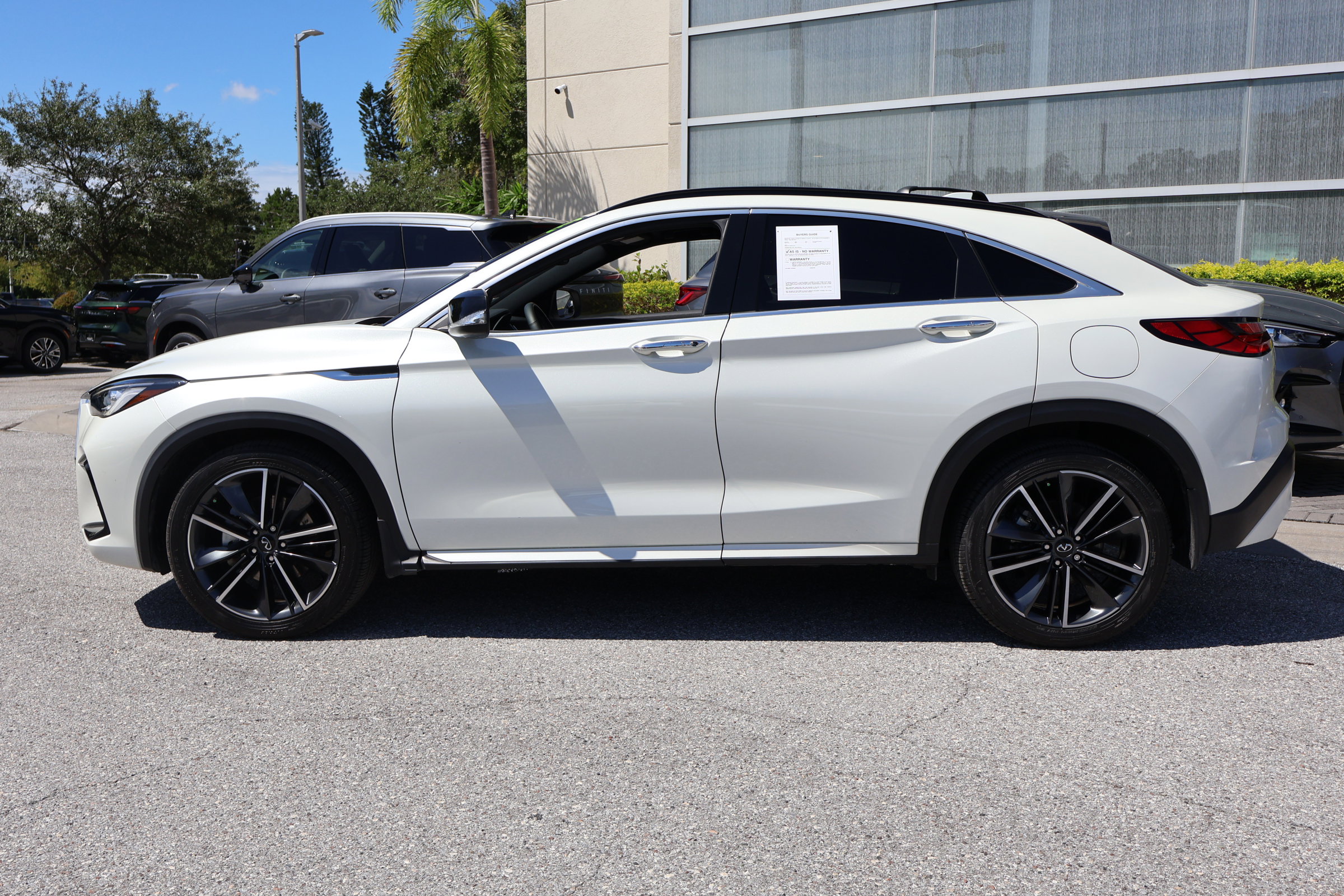 2023 Infiniti QX55 Luxe photo 4