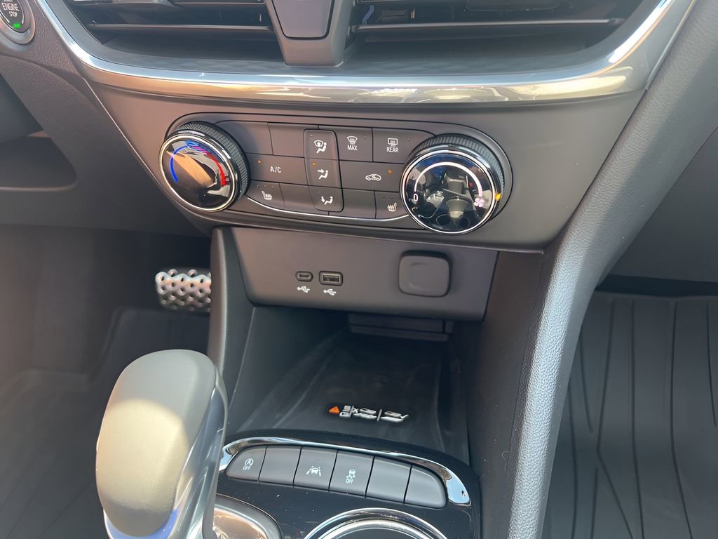 2026 Buick Encore GX Preferred photo 33