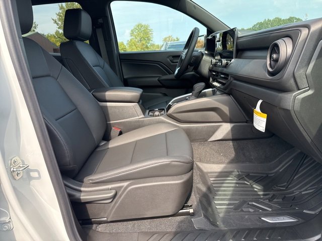 2026 Chevrolet Colorado Trail Boss photo 38