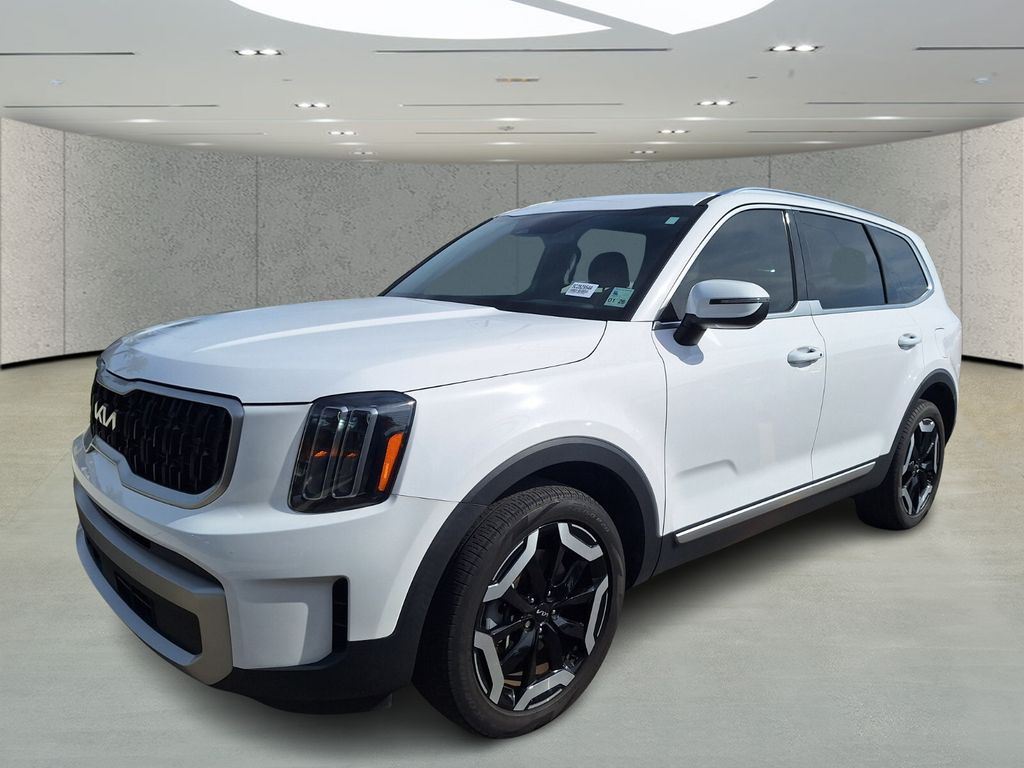 2024 Kia Telluride EX's photo