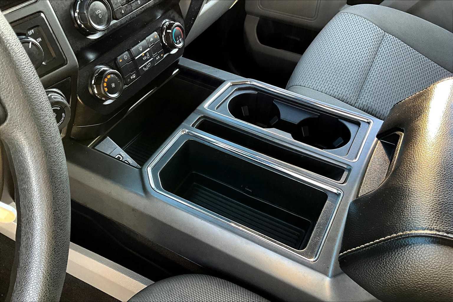2019 Ford F-150 XLT photo 14