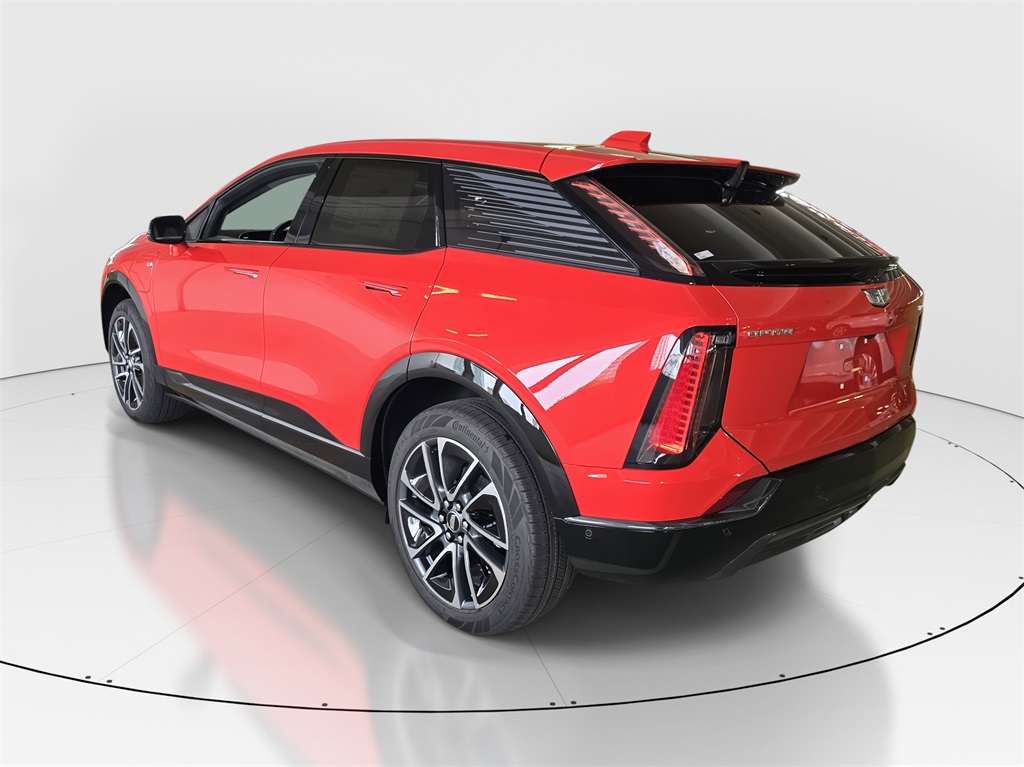 2025 Cadillac Optiq Sport photo 4