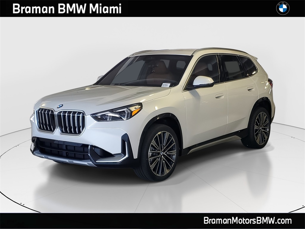 2026 BMW X1 28i's photo