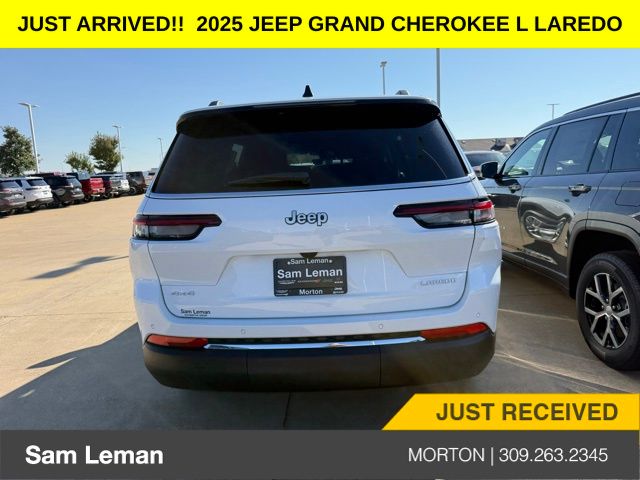 2025 Jeep Grand Cherokee Laredo X photo 9
