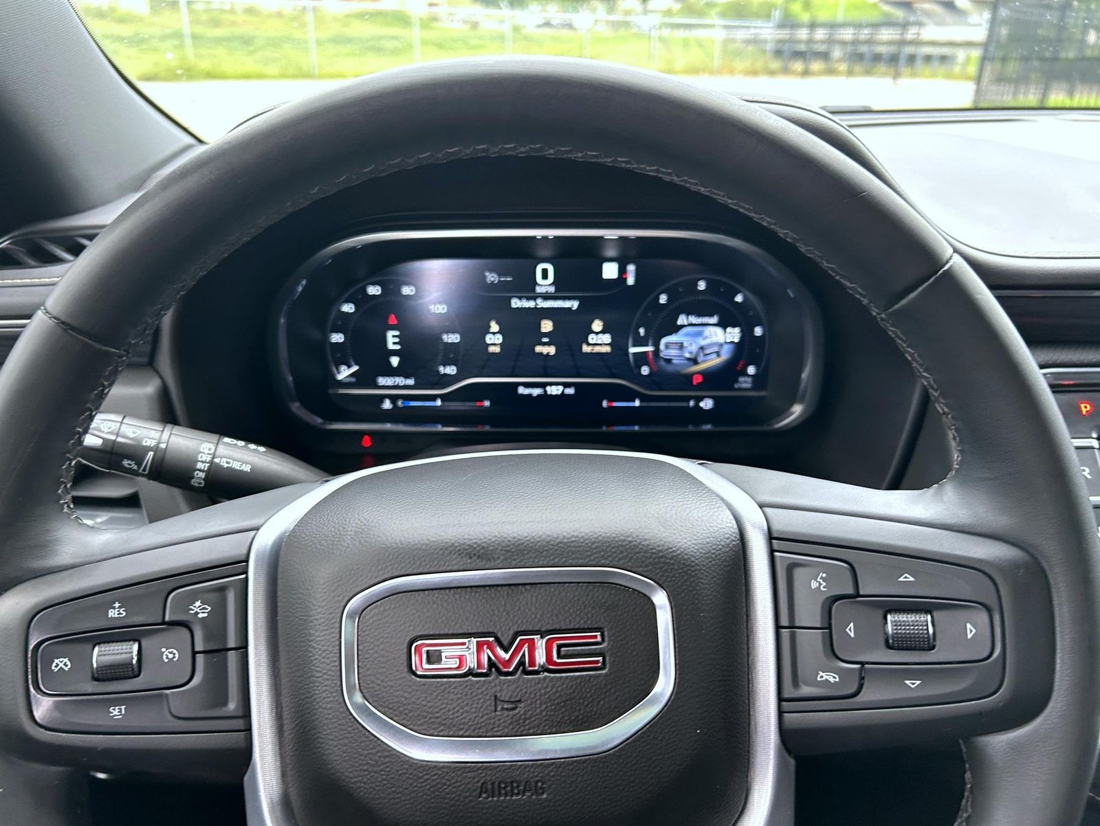 2023 Gmc Yukon SLT photo 14