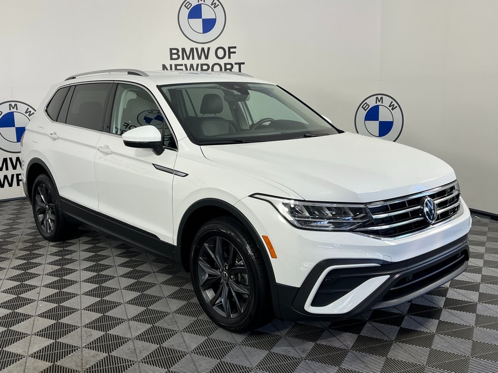 2024 Volkswagen Tiguan SE's photo