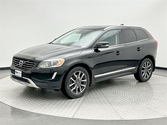 2017 Volvo XC60 T6 Dynamic's photo