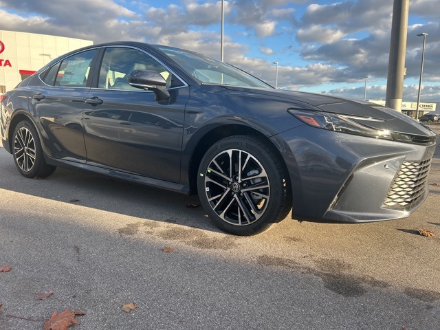 2026 Toyota Camry XLE photo 2