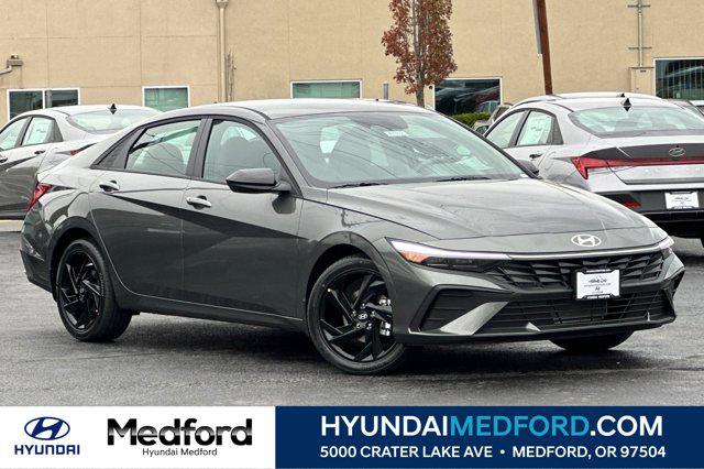 2026 Hyundai Elantra SEL's photo