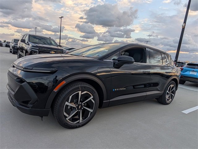 2026 Chevrolet Equinox EV 1LT photo 4