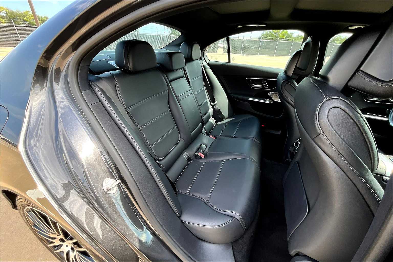 2022 Mercedes Benz C 300 4MATIC photo 17
