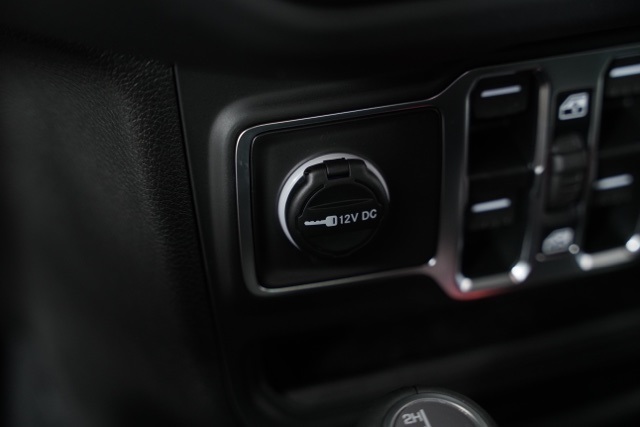 2025 Jeep Gladiator Sport photo 12
