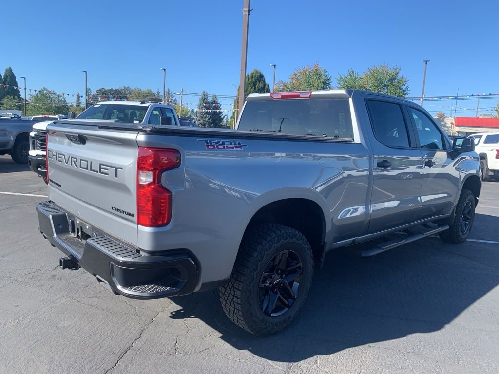 2025 Chevrolet Silverado 1500 Custom Trail Boss photo 3