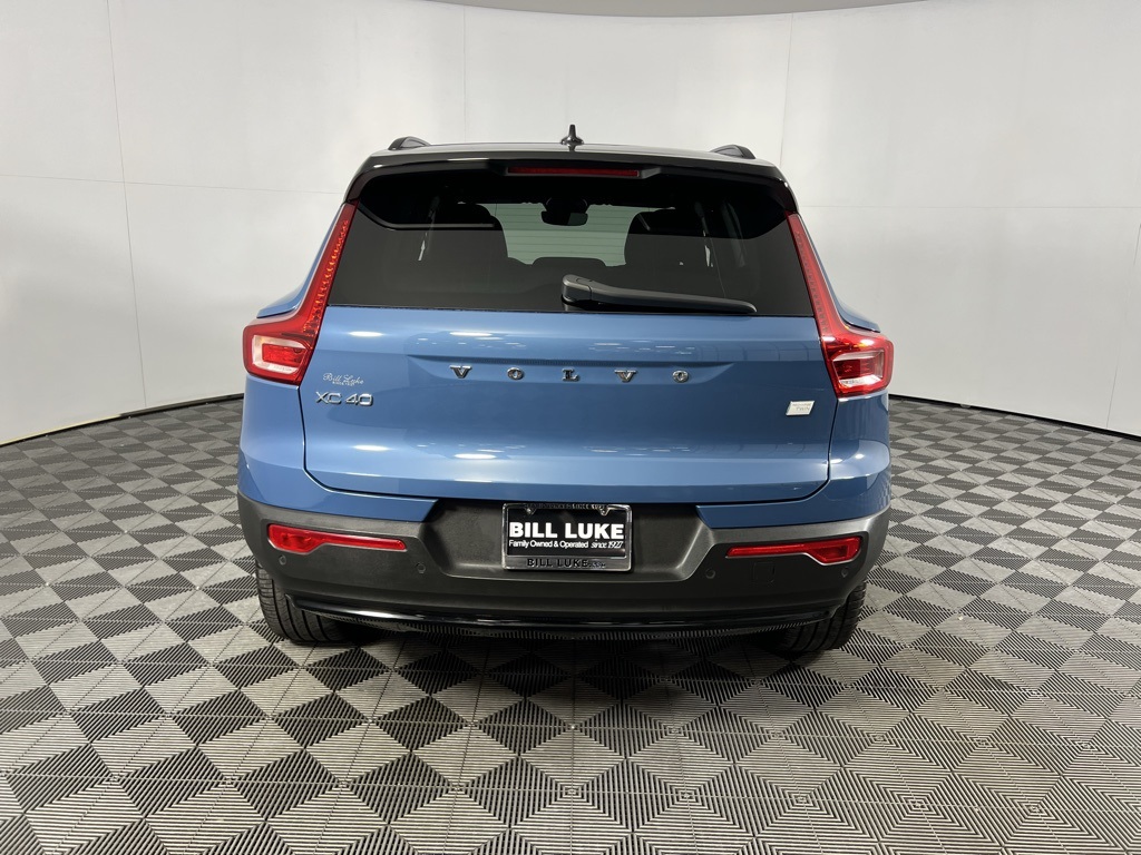 2023 Volvo XC40 Recharge Ultimate photo 5