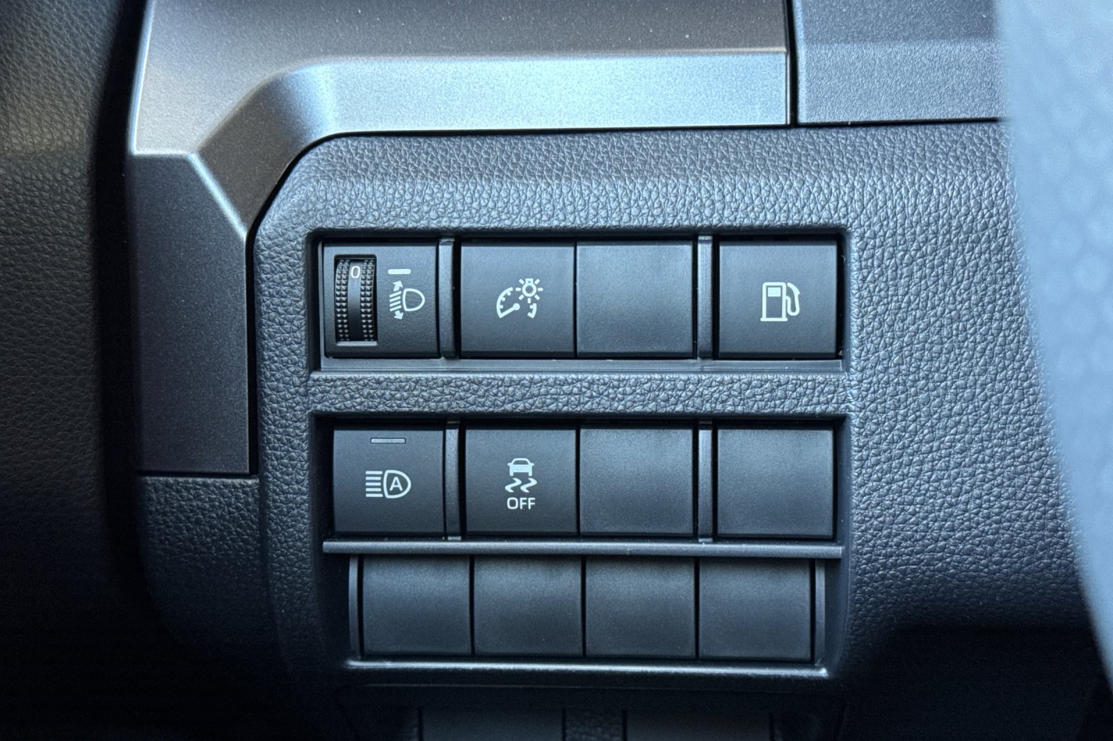 2025 Toyota 4Runner SR5 photo 29