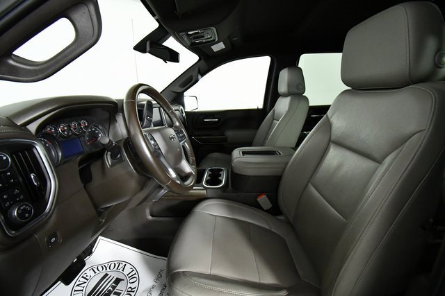 2019 Chevrolet Silverado 1500 RST photo 4