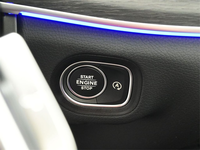 2025 Mercedes Benz GLE 350 4MATIC photo 3