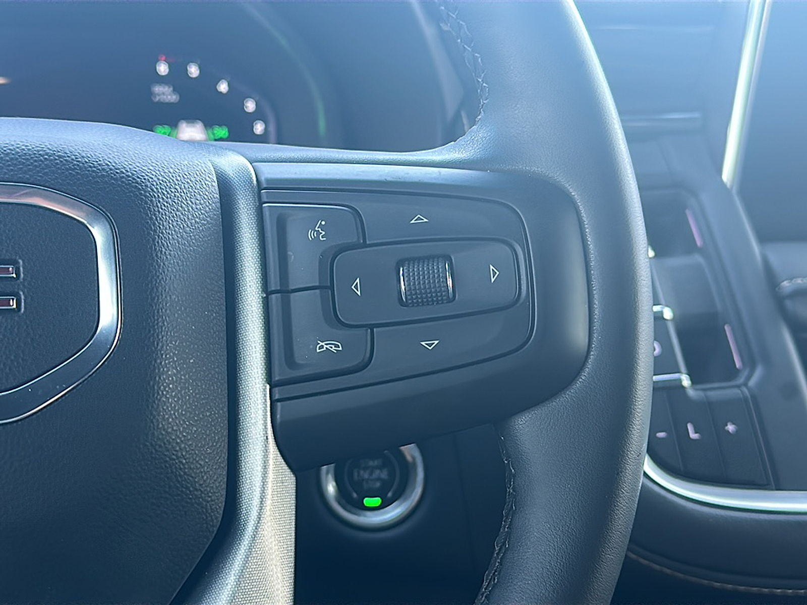 2023 Gmc Yukon SLT photo 14