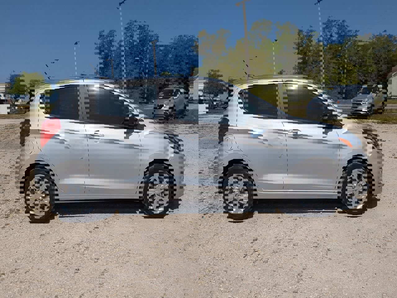 2022 Chevrolet Spark LS photo 3