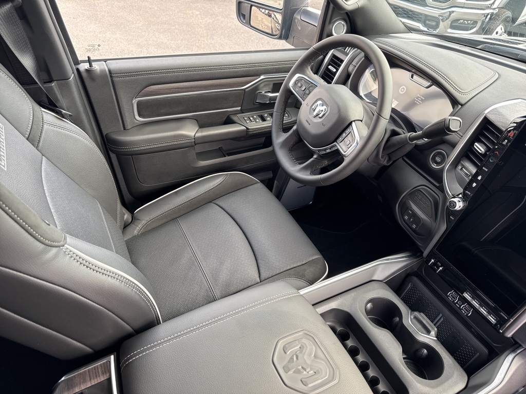 2026 Ram 2500 Laramie photo 29