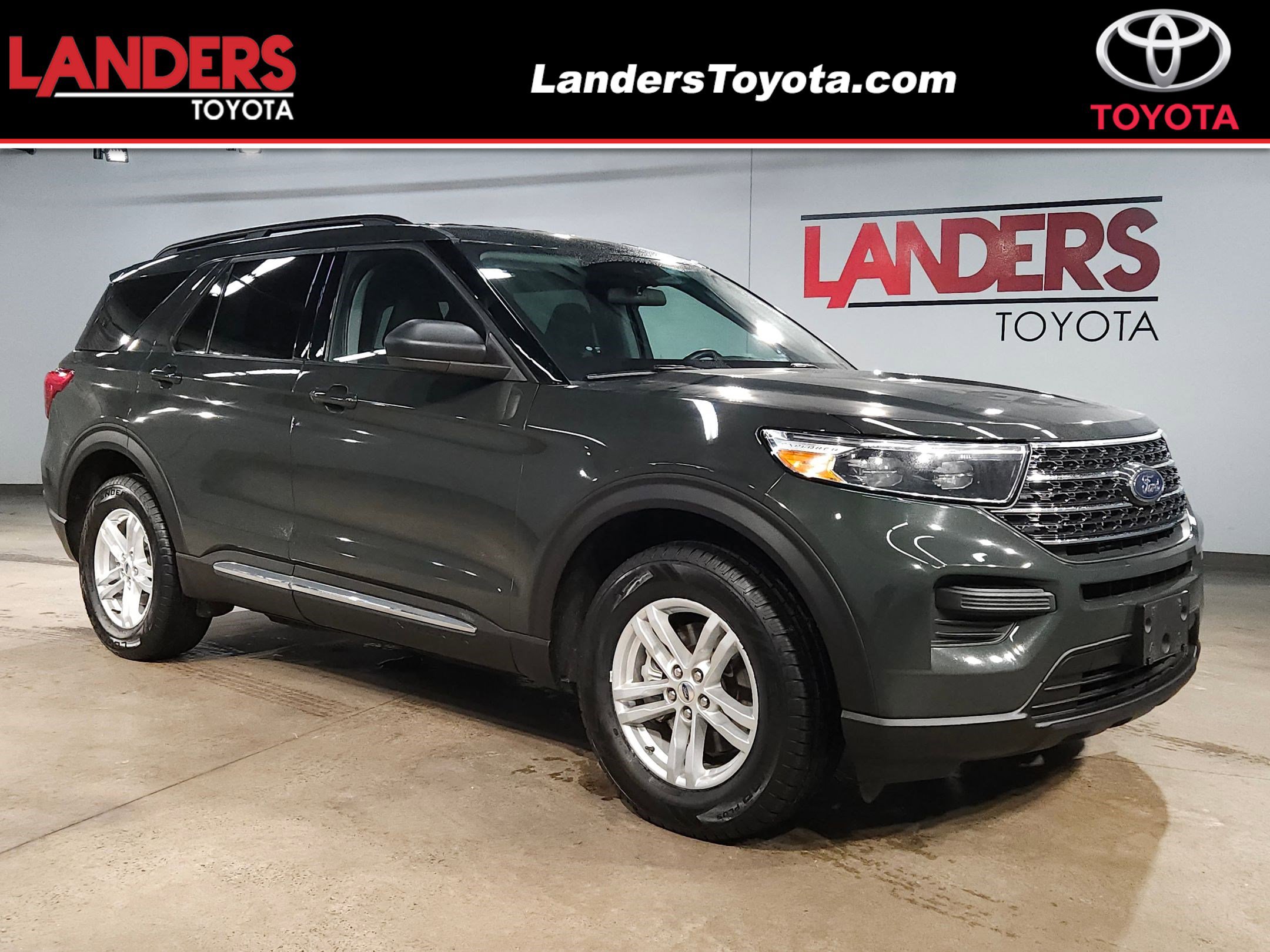 2023 Ford Explorer XLT