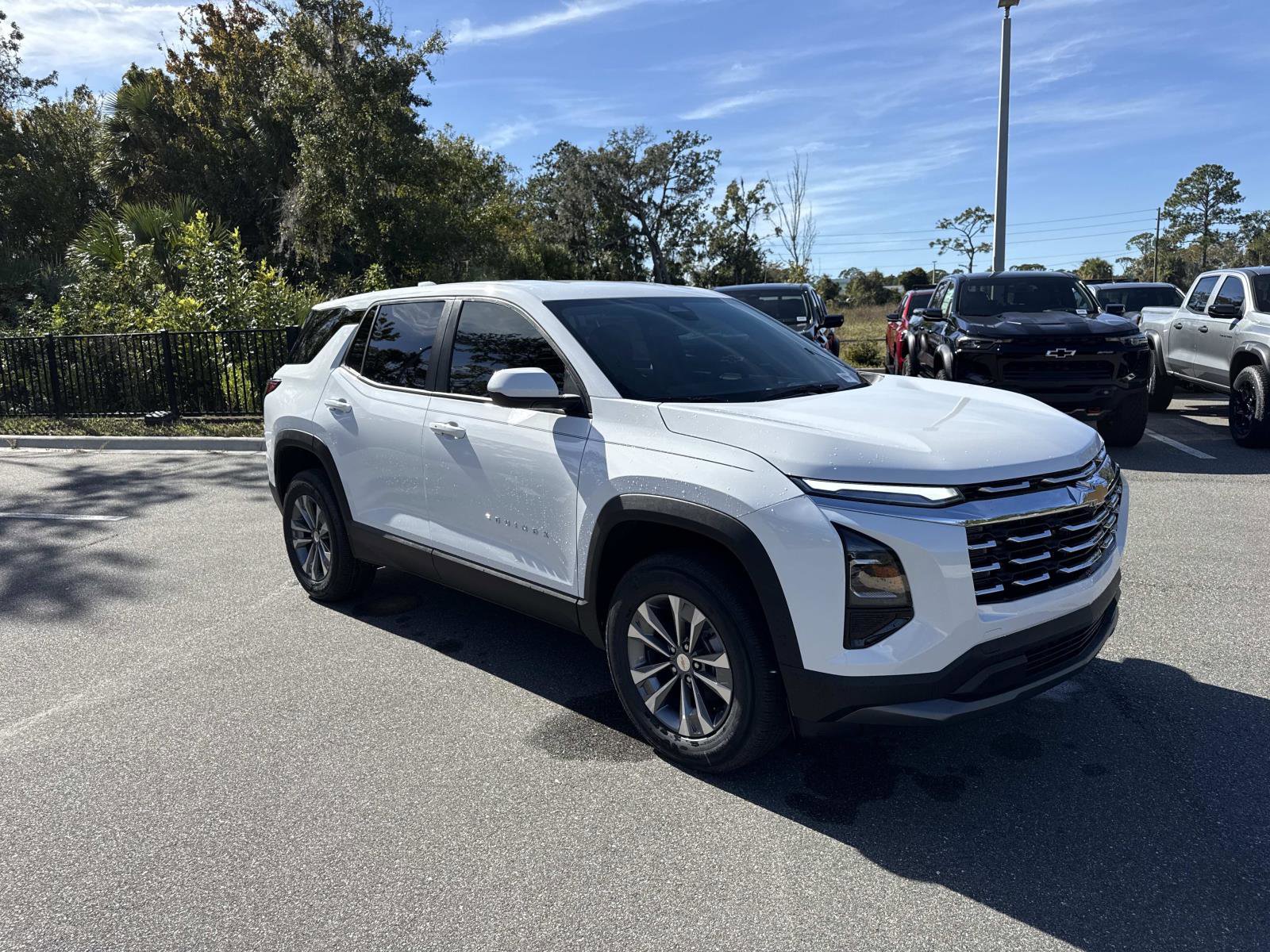 2026 Chevrolet Equinox LT's photo