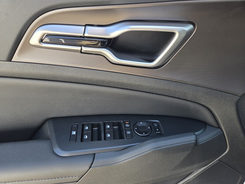 2026 Kia Sportage EX photo 9